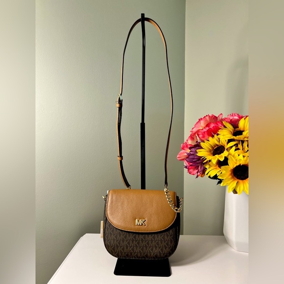 Michael Kors Handbags - NWT Michael Kors Brown and Acorn Half Dome Crossbody Bag